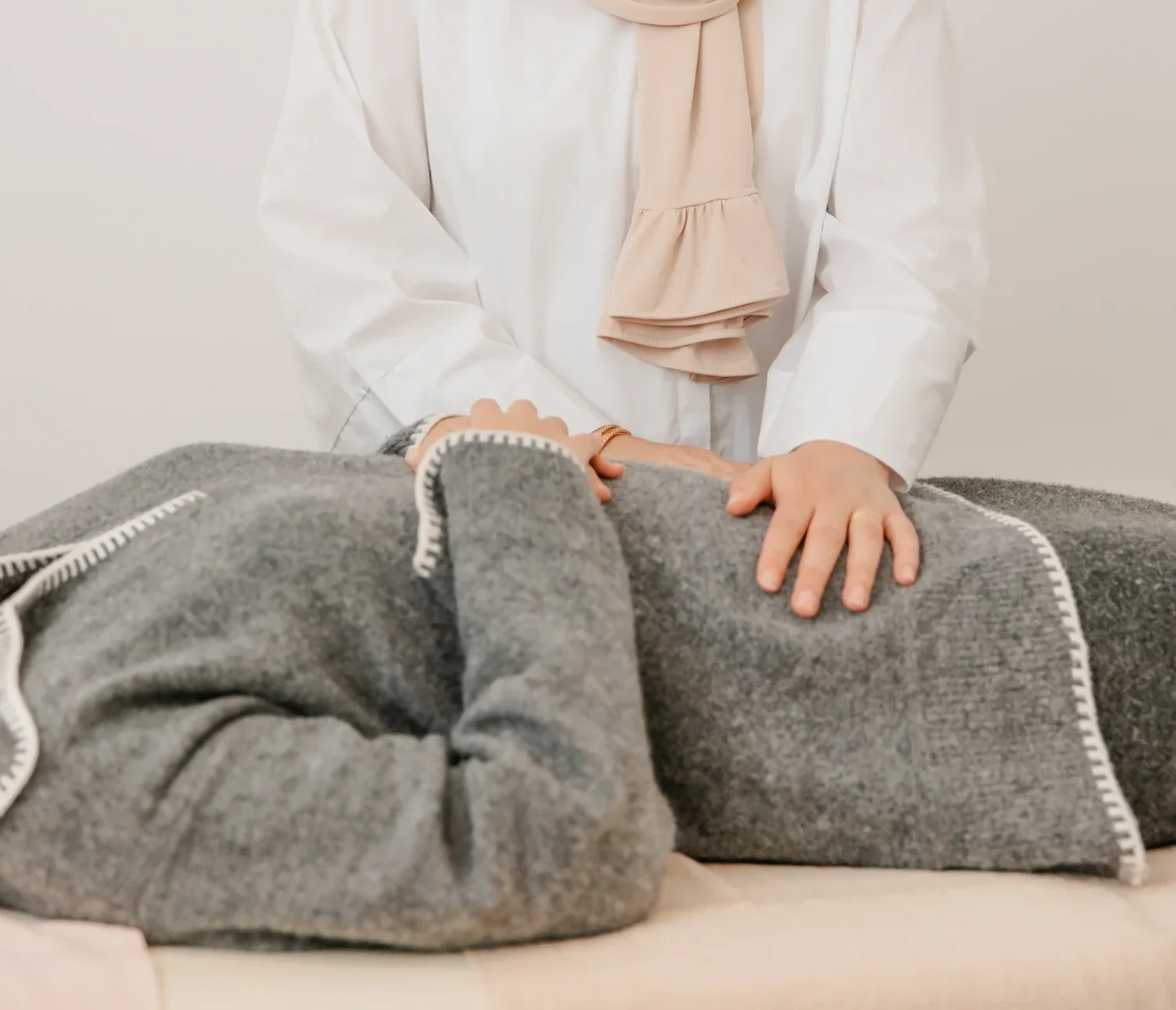 The Cupping Lady massage